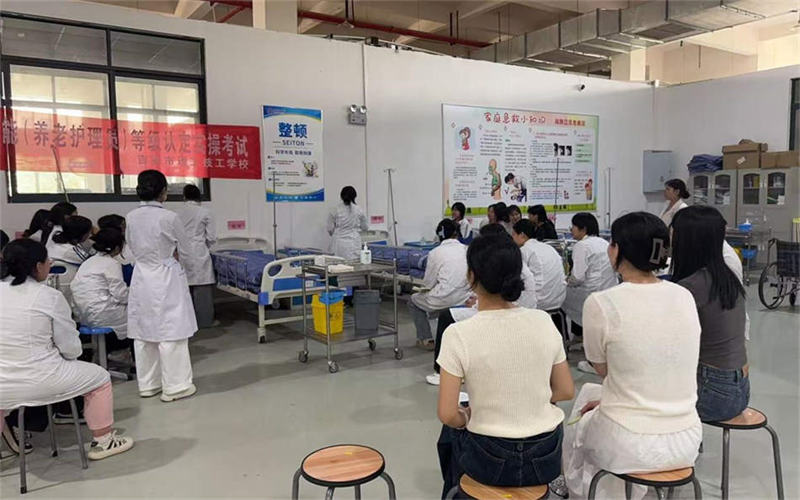 嚴謹考風考紀，檢驗教學成果—我校期末考試
